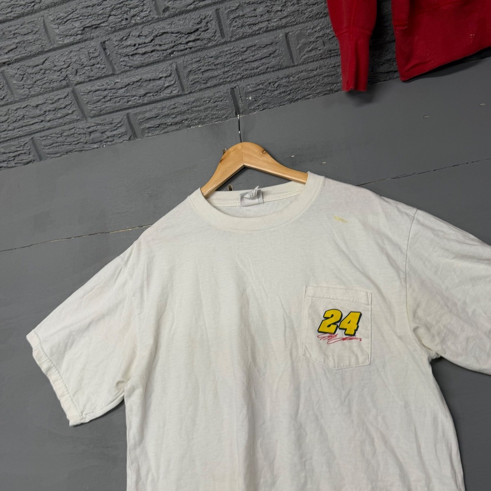 Vintage Jeff Gordon NASCAR 24 DuPont White Pocket T-Shirt VF Imagewear Large